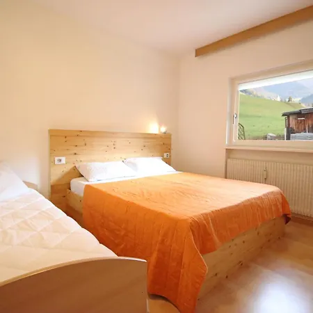 Aurturist Roulette Apartment